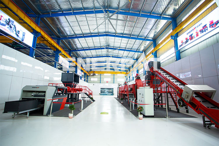  M&aacute;quina trituradora de metal