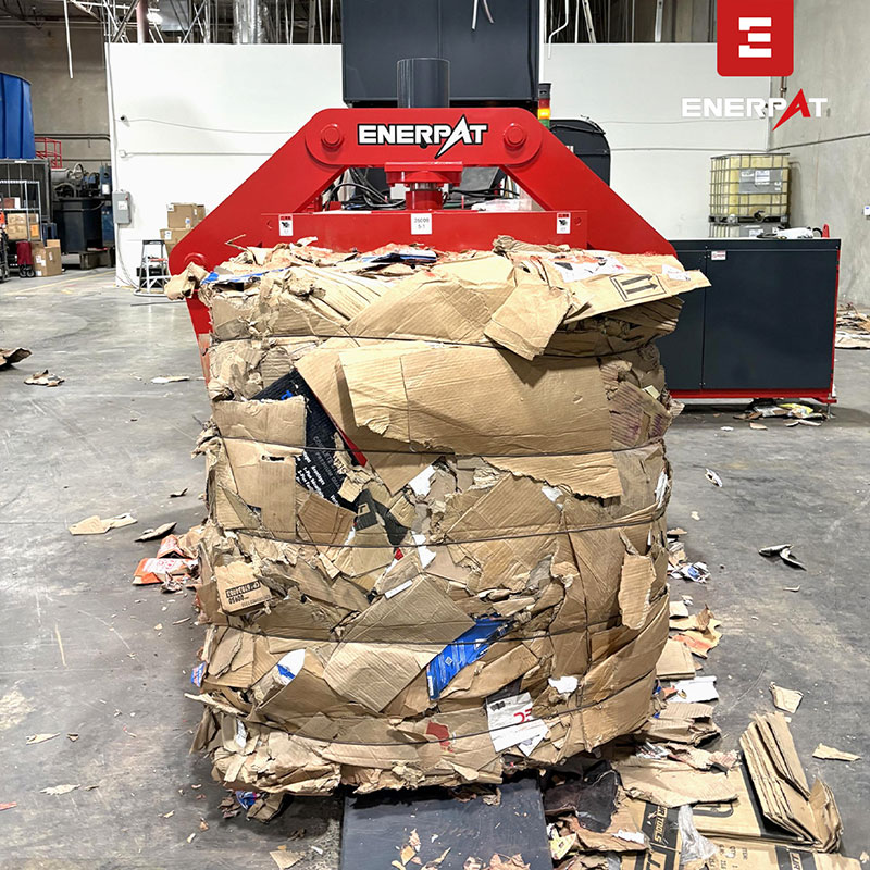 enfardadeira trituradora de papel&atilde;o